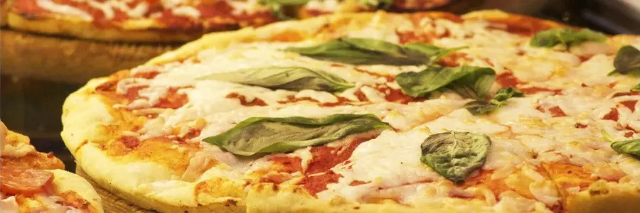 Preparación de la pizza